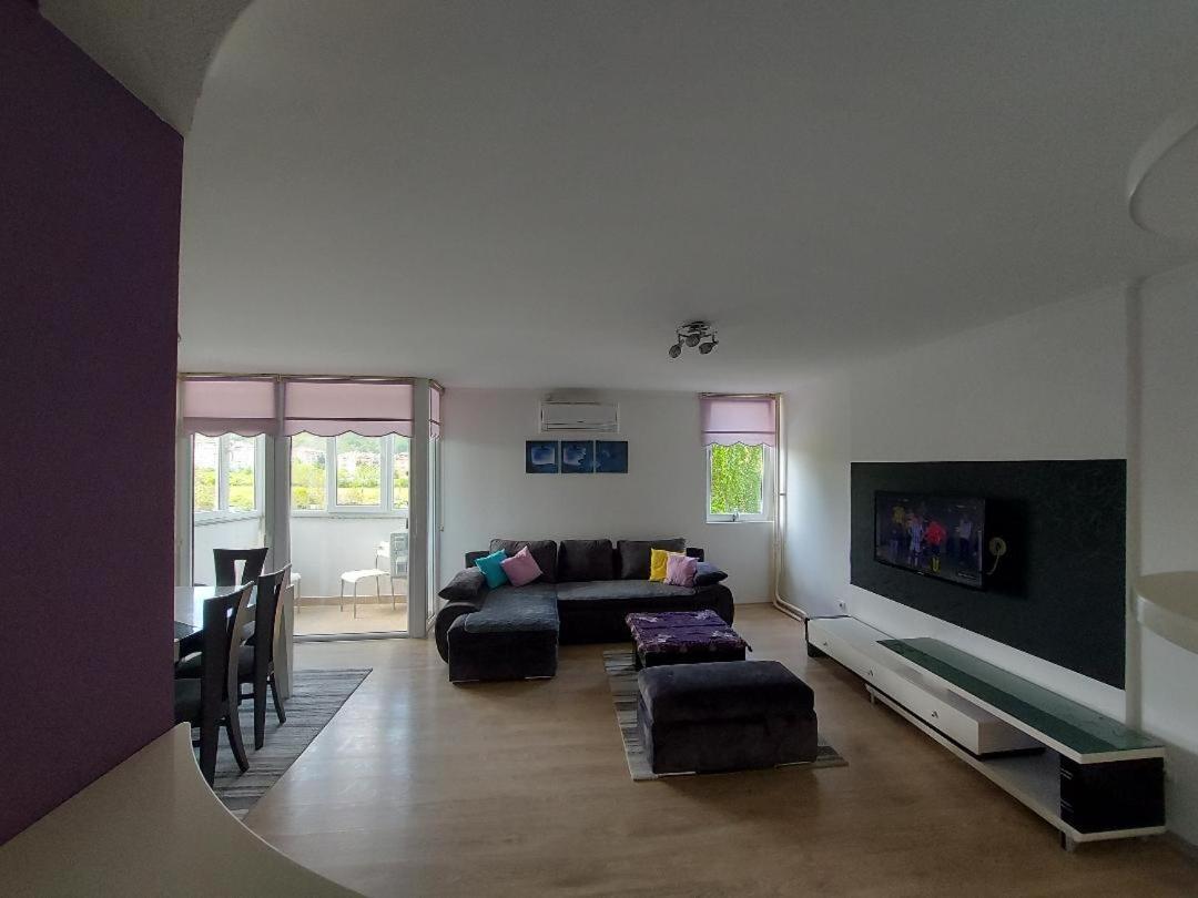 Jove Apartments บิโตลา ภายนอก รูปภาพ